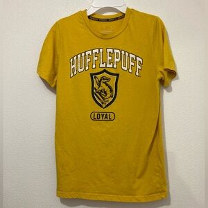 Harry Potter Hufflepuff Boy's T-shirt Large Short Sleeve Mustard